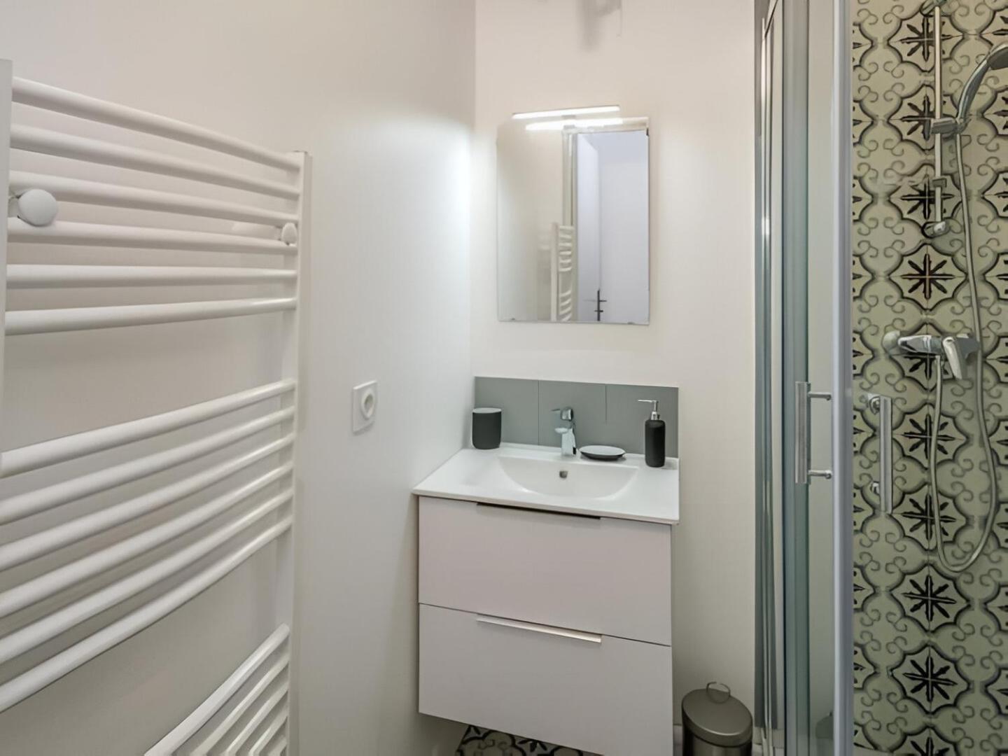 Apartamento Le Refuge Urbain - Port A 2 Pas & Animaux Acceptes Tolón Exterior foto